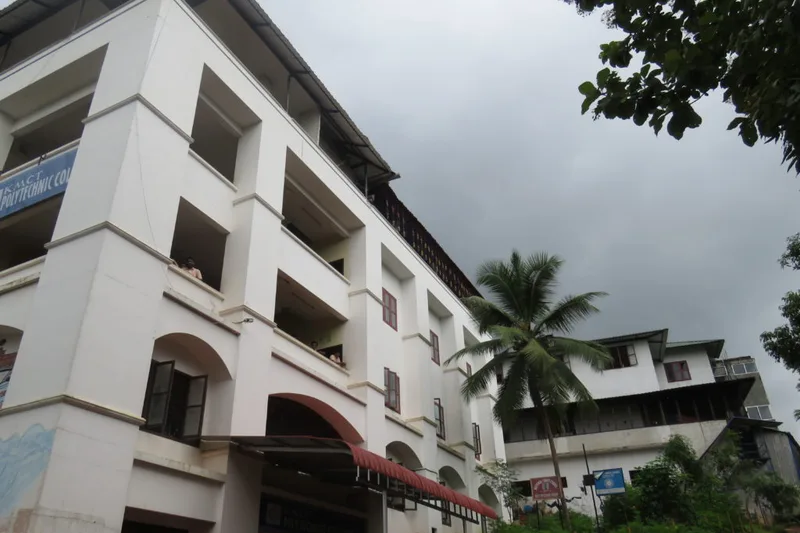 KMCT Polytechnic College, Kallanthode